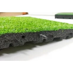 Rubber Tegel Met Kunstgras Toplaag 55 Mm - 50x50 Cm - Pen- En Gat -Populair Tuinmeubilair 1000038303 0103