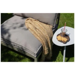 WOOOD Zit-/Rugkussen Victor - Polyester - Zand - Set Van 2 8 WOOOD Zit-/Rugkussen Victor - Polyester - Zand - Set Van 2 -Populair Tuinmeubilair 1000098539 0102